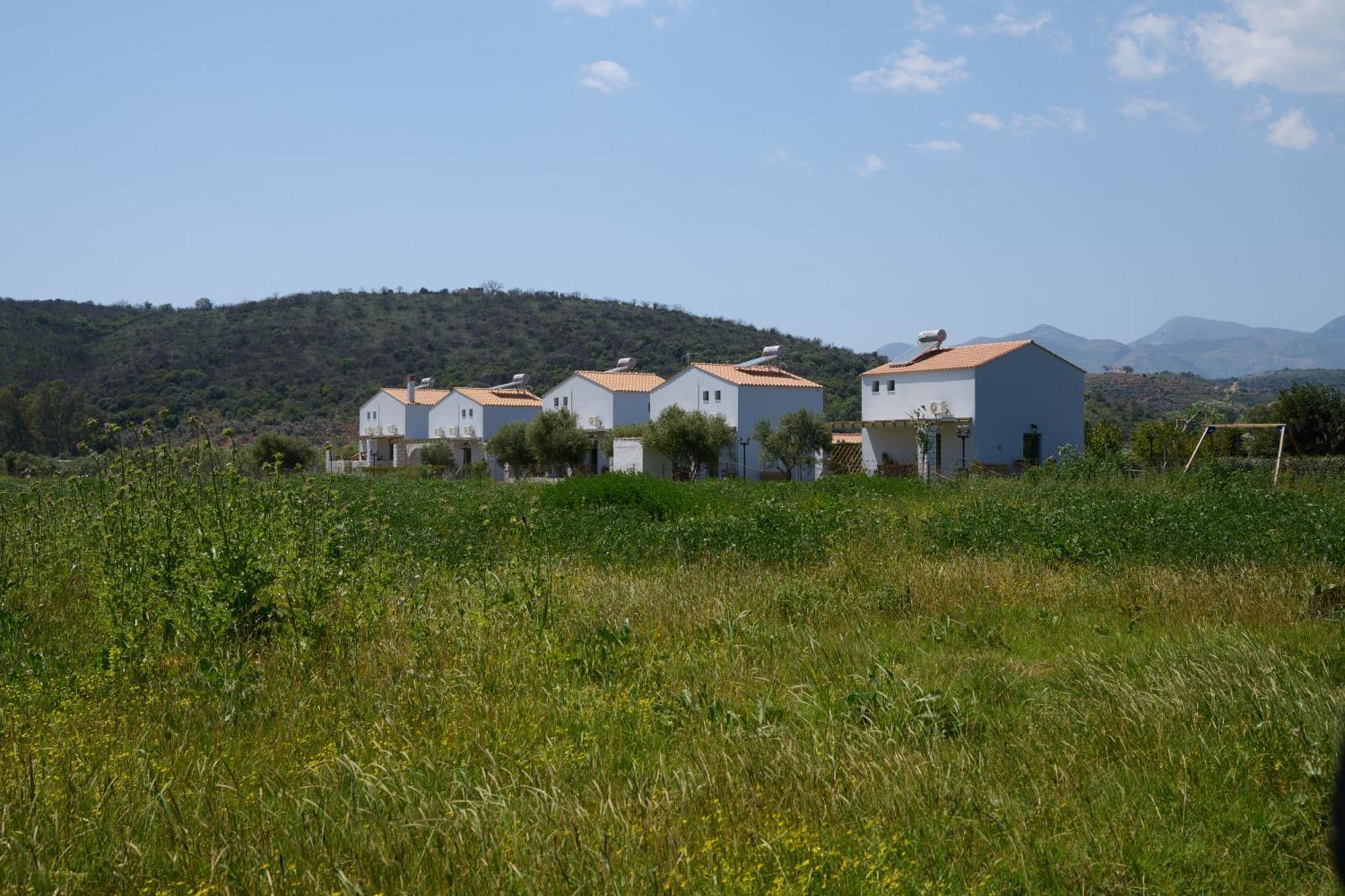 La Familia Luxury Private Maisonettes Near The Sea Gythio Exteriér fotografie