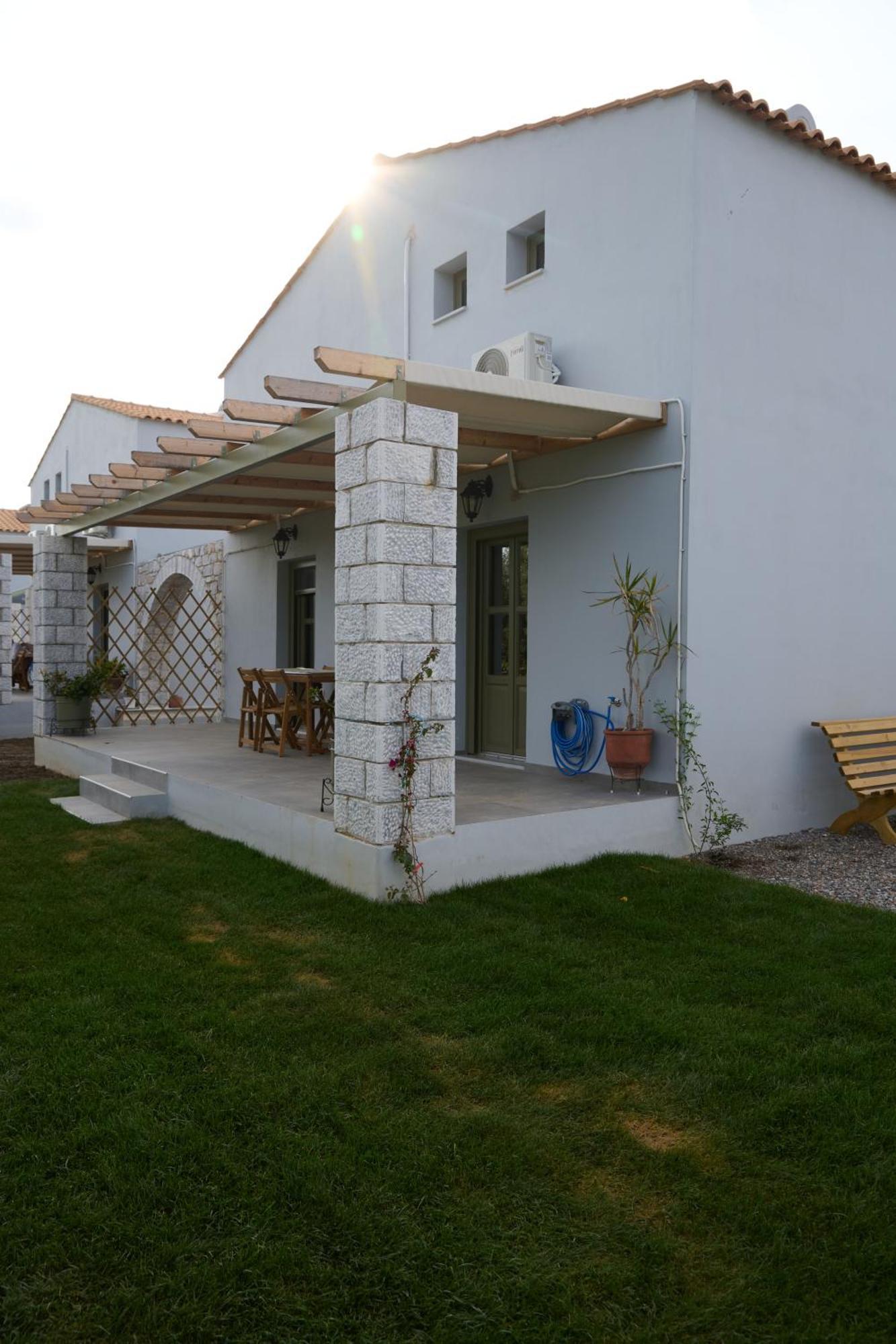 La Familia Luxury Private Maisonettes Near The Sea Gythio Exteriér fotografie